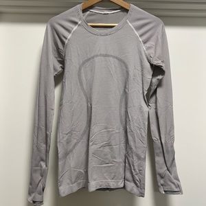 Lululemon long sleeve shirt